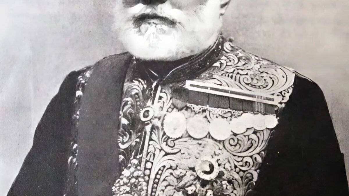 TİPİK BİR ESKİ TÜRK | Semih Samyürek